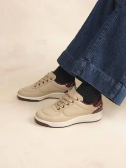 Baskets Cuir Femme Fabriquées en France Doublée Textile Beige et Bordeaux BRANDIE
