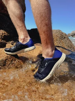 Chaussure homme avec évacuation de l'eau navy et outremer SAWALI